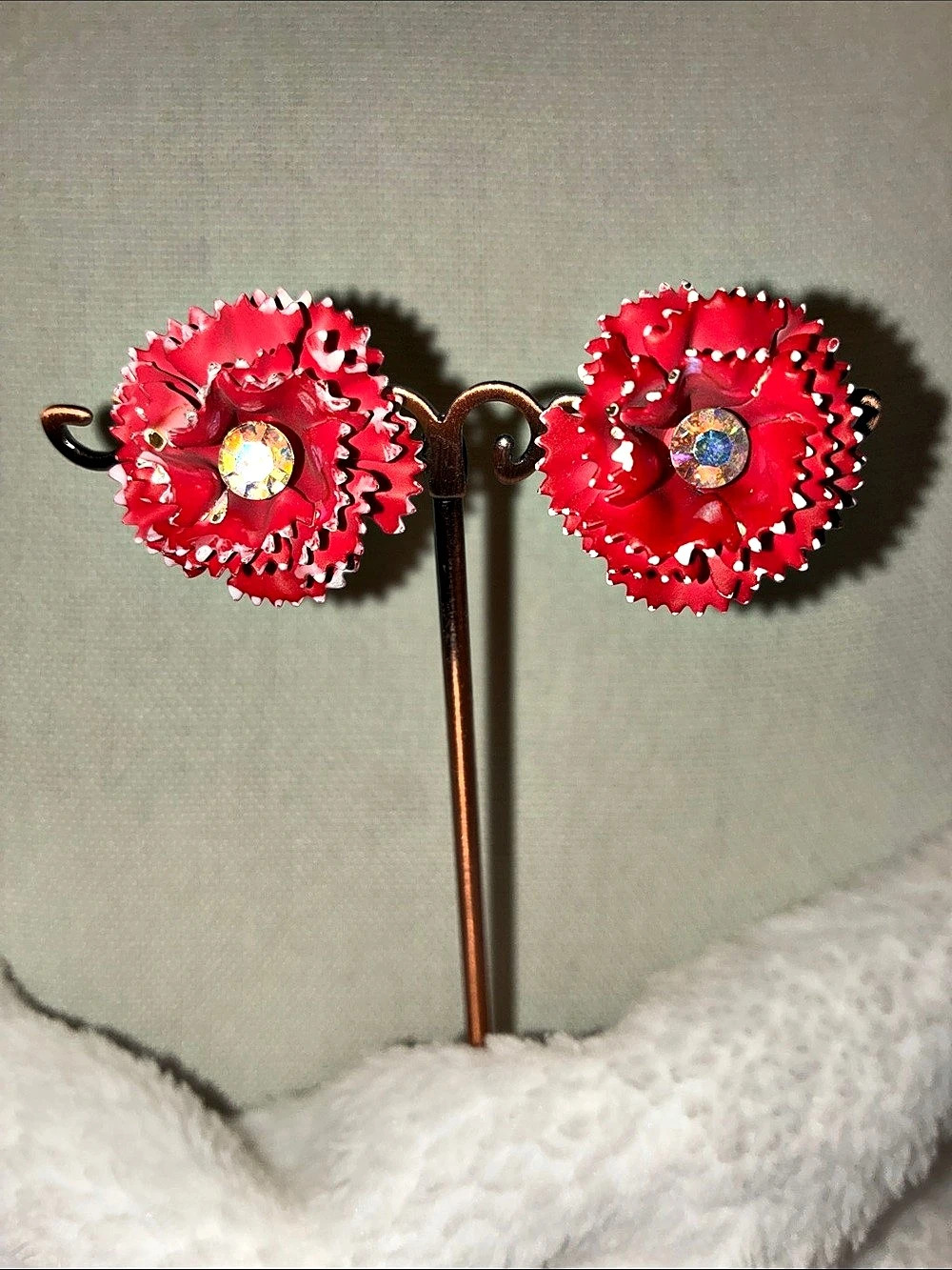 Vintage Deep Pink Floral Clip-On Earrings with Rhinestone Earrings